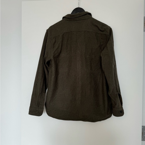 Everlane Button Down Shacket in Dark Green - Picture 3 of 5